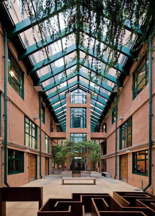 Interior do edifício Módulo Fidalga