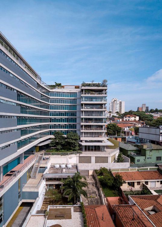 Fachada do edifício POP Madalena