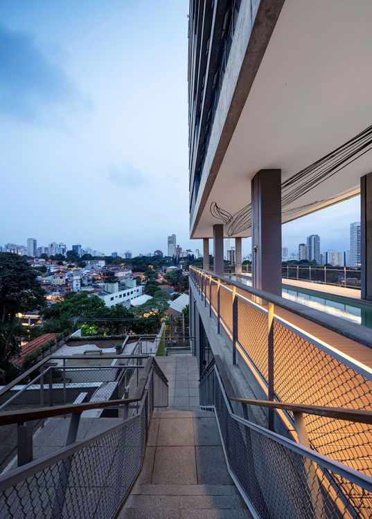 Fachada do edifício POP Madalena