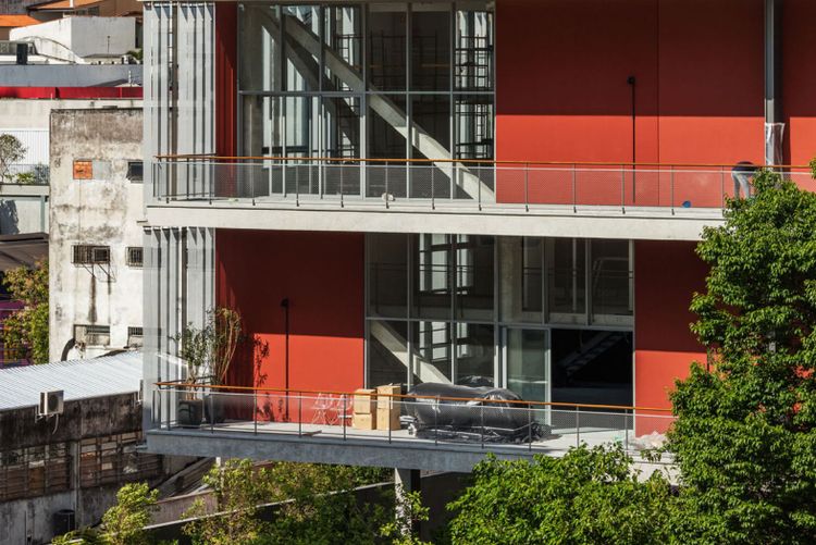 Fachada do edifício POP +