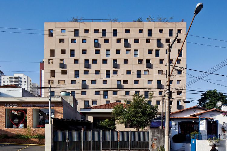 Fachada do edifício W,305